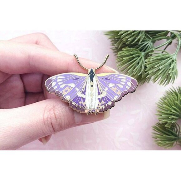 Lesser Purple Emperor Butterfly Enamel Pin - Gold Plated Jewelry & Brooch - Picture 3 of 9